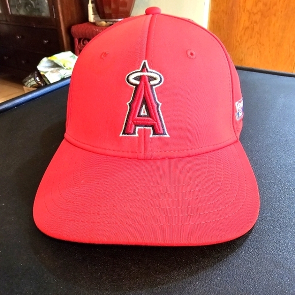 Red California Angels Baseball Cap - Picture 1 of 7